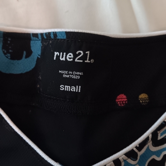 Rue 21 Mens Size SMALL Graphic Applique Short Sleeve Jersey Retro - Picture 3 of 7